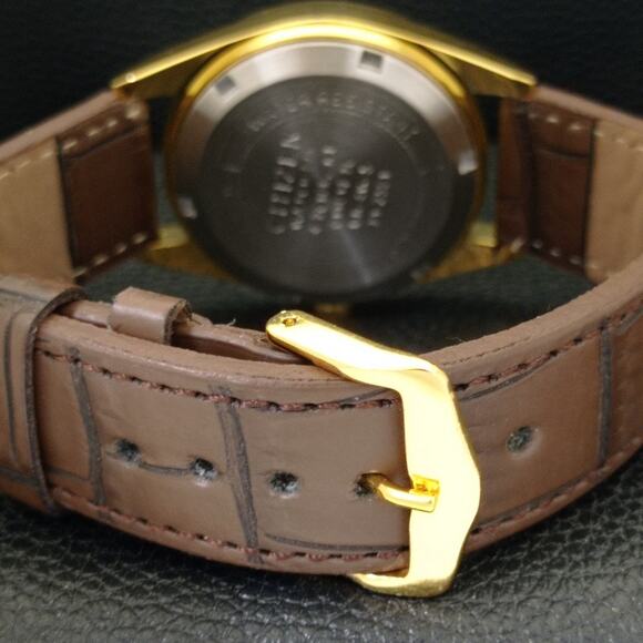 Vintage 1972 Citizen Automatic Mens Gold Watch W/daydate & White accents - Picture 2 of 10